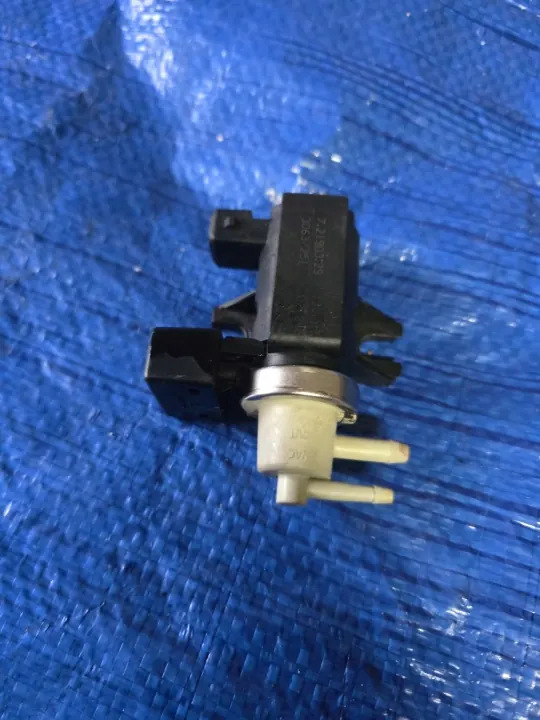 Onderdrukventiel / Turbosolenoïde OEM 72190329 voor Volvo V70 II image 2