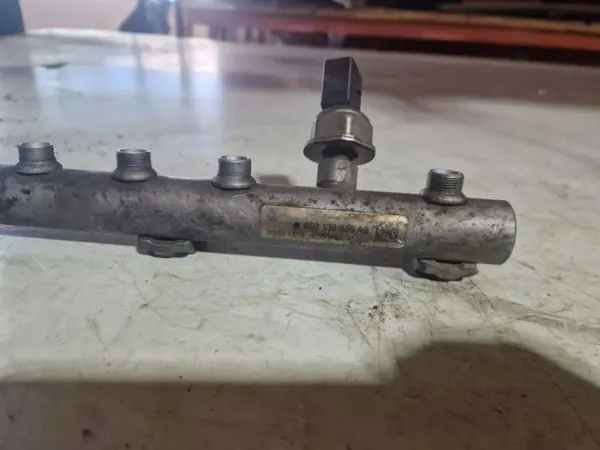 OEM 059130089AB Insprutningsrör VW Touareg 3.0L image 3