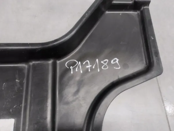OEM A1776901402 Bakre underredessköld för Mercedes A-klass image 6