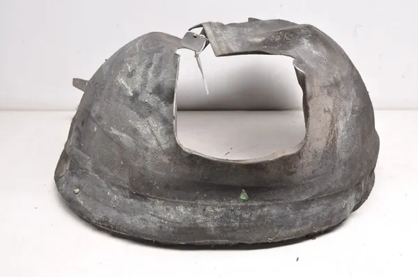 Volvo XC60 08-17 Front Right Wheel Arch image 3