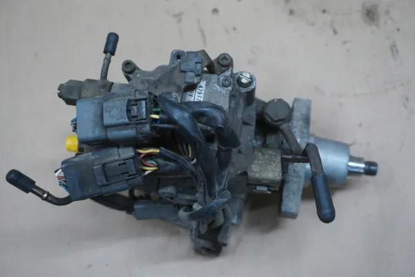 Pompe à injection MAZDA B2500 OEM - Occasion 2.5 TD image 6