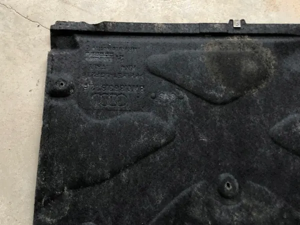 Vaihteiston alapeite OEM 8W0863822B Audi A4/A5/RS5 image 6