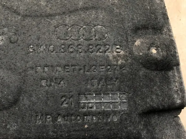 Vaihteiston alapeite OEM 8W0863822B Audi A4/A5/RS5 image 8