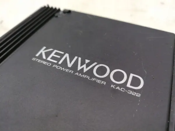 Amplificador KENWOOD para Audi A4/S4 B7 - Pieza OEM image 3