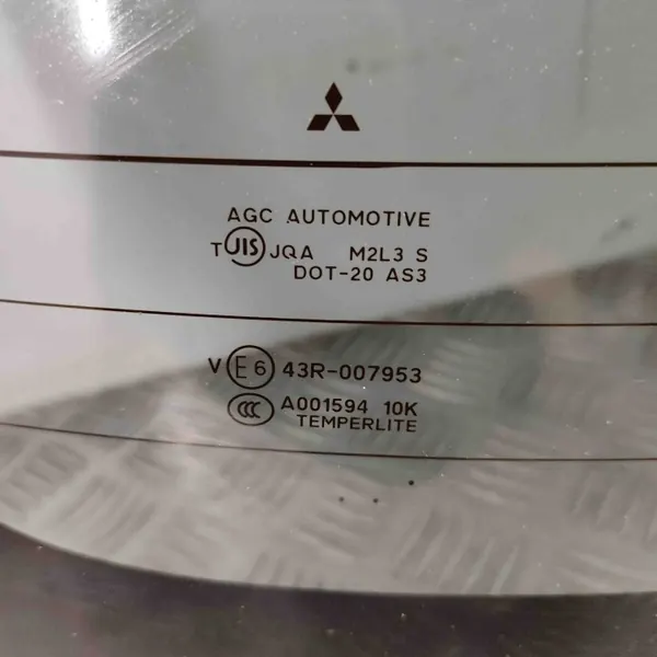 Vitre arrière Mitsubishi Lancer 2008 OEM 6131A031 image 7