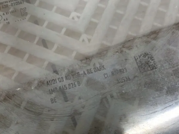 Hintere rechte Doppelscheibe OEM 4M8845026B Audi Q8 SUV image 3