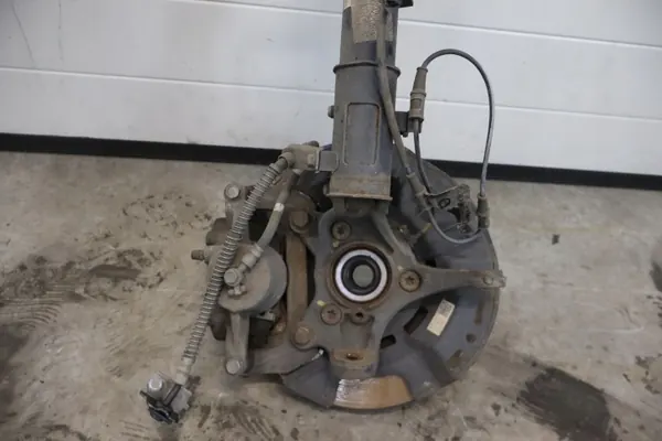 Kia Ceed III Lift Vorderer Linker McPherson-Federbein OEM image 7