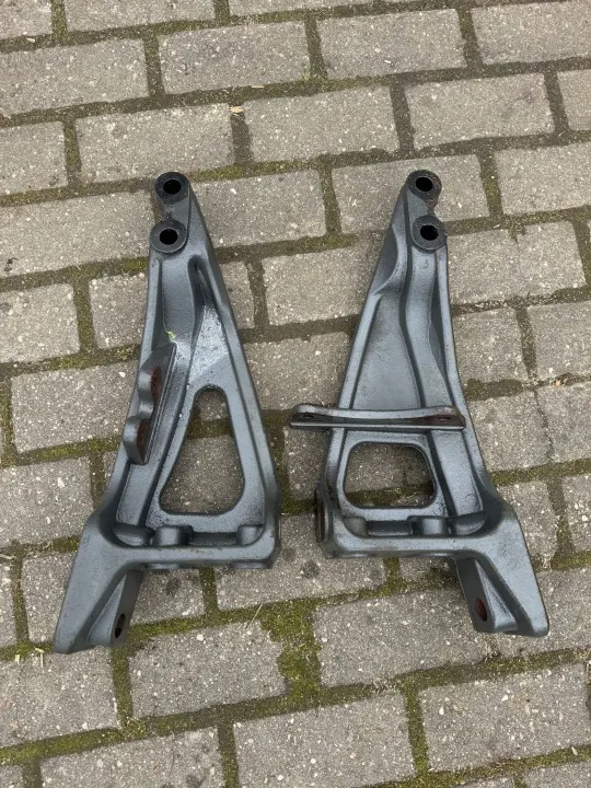 Support de cabine Mercedes OEM A9403171601 A9403171701 image 2