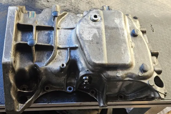 Oljepanna 1.6 DCI CDTI Trafic 3 Vivaro NV300 Talento image 2