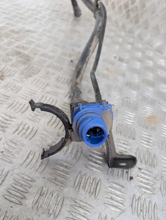 Tubo de llenado AdBlue OEM 9821575480 - Opel image 5