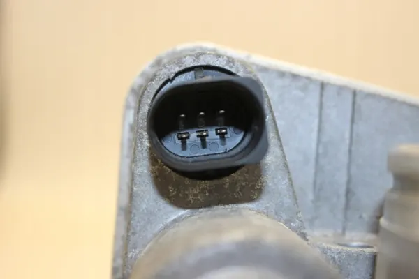 BMW OE 7516946 Luftspjäll - Begagnad image 3