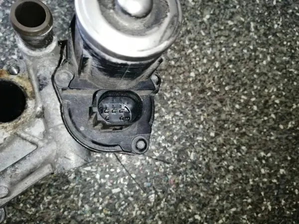 Refroidisseur EGR OEM 0280751016 pour Passat B7 2.0 TDI image 4