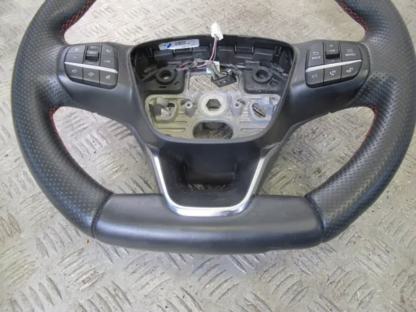 Volant Cuir Ford Kuga MK3 ST-Line Couture Rouge image 4