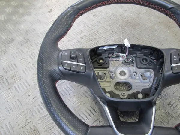 Volant Cuir Ford Kuga MK3 ST-Line Couture Rouge image 5