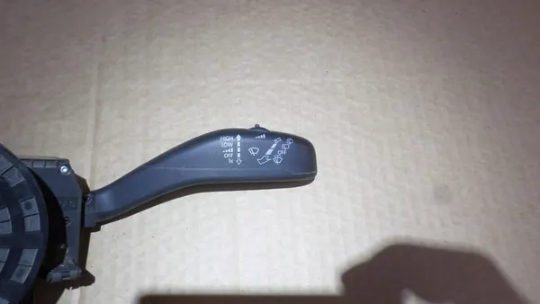 6Q0953503FC Schakelassemblage Skoda Praktik image 7