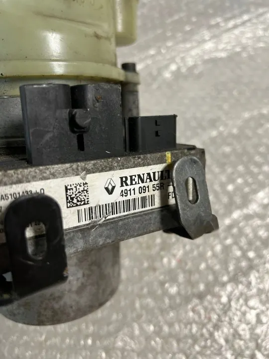 Bomba de dirección asistida Renault Express 1.5 DCI 491109155R image 3