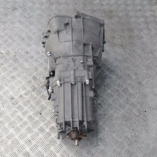 BMW E60 E87 E90 116i 118i 120i 318i 320i Manuaalivaihteisto image 8