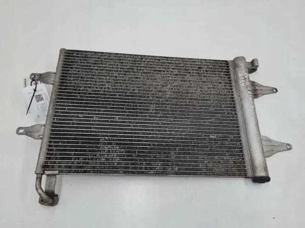 Condensador AC OEM 6Q0820411K para VW Polo 1.9L Diesel image 2