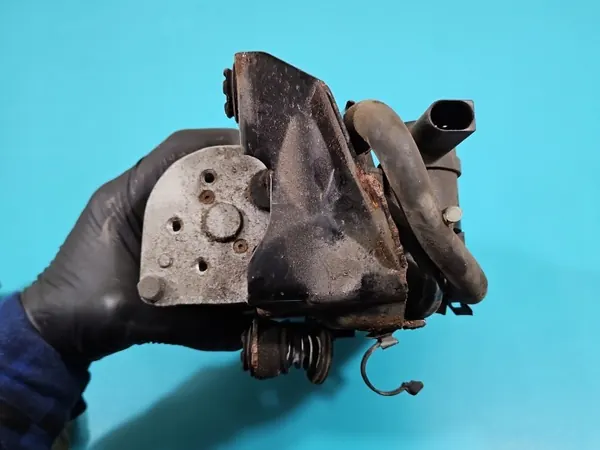Mercedes W212 Veringspomp OEM 4430201701 image 4