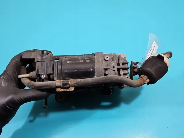 Mercedes W212 Veringspomp OEM 4430201701 image 7