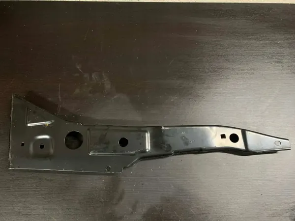 VW T5 bak vänster förstärkningsrem OEM 7H0 814297D image 2