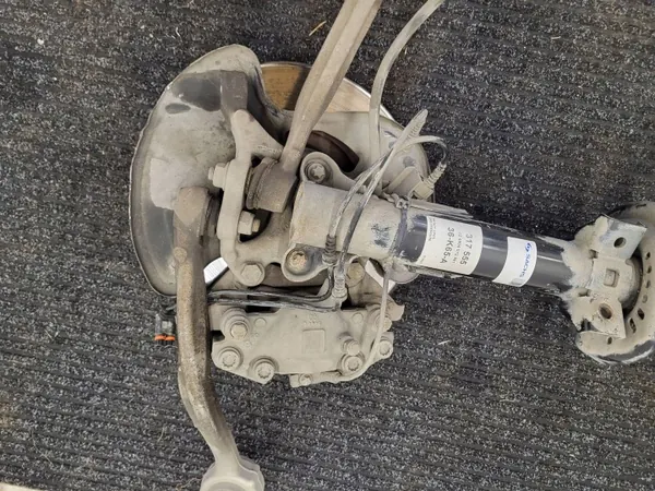 Framhjulsbärare höger OEM 824904012981 Mercedes image 9