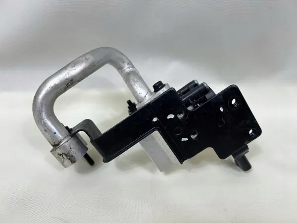 Hyundai Ioniq 5 ilmastointilaajennusventtiili OEM 976R3G1500 image 2