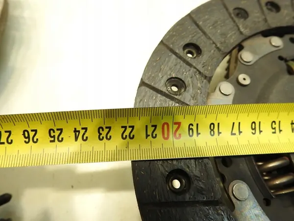 Skoda OE 03F141025 Conjunto de Embreagem image 5