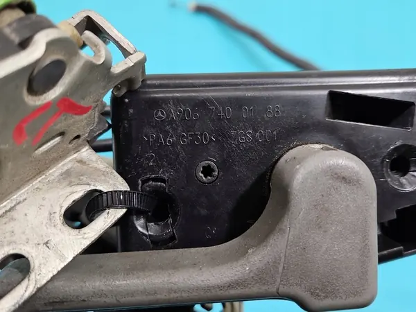 Linker achter interieurhandvat VW Crafter 06- A9067400188 image 7