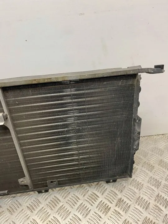 Gebrauchter Mercedes-Benz AC-Kondensator OEM 1298300270 image 3