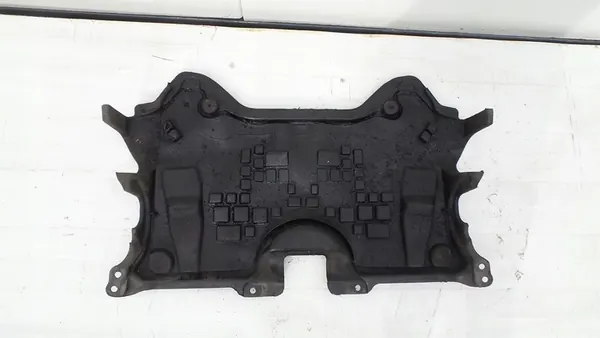 Motorhuv Mercedes C W204 A2045203223 image 5