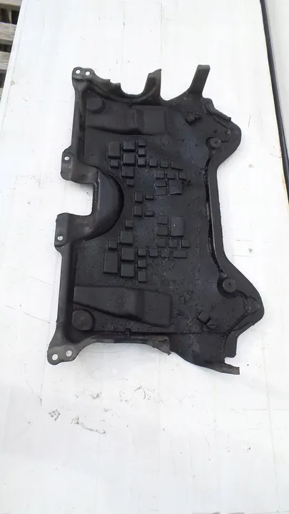 Motorhuv Mercedes C W204 A2045203223 image 6