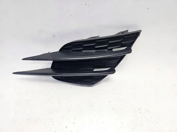 Rejilla de Parachoques Derecho Mercedes A-Class W177 AMG 2018-2023 OEM image 3