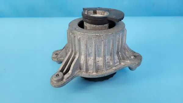 Support Moteur Mercedes W213 OEM A2132402400 image 9