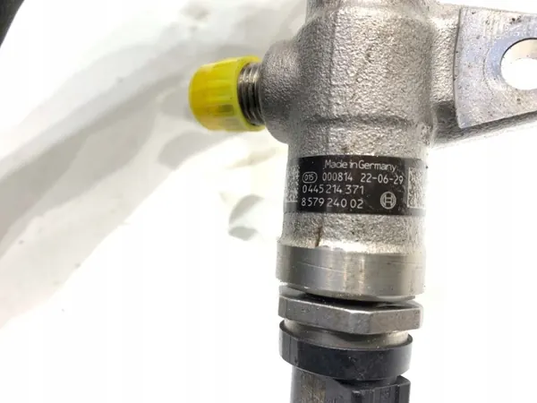 Ruiskutusraide OEM 8579240 BMW G30 2.0 190hv image 4