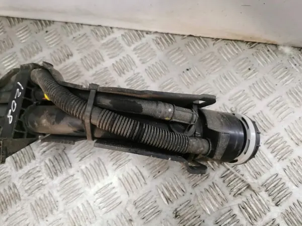 Pescoço de enchimento Hyundai i20 OEM 31030Q0000 image 6