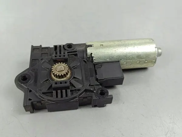 Volvo XC90 takluckemotor OEM 10028320C image 2