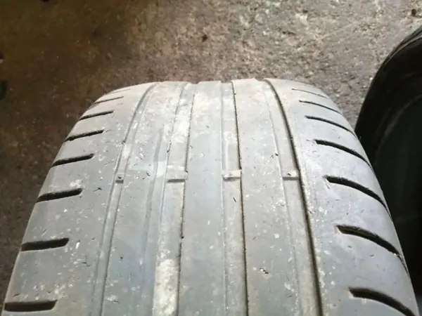 Rejilla parachoques trasero VW Passat B6 OEM 23545R17 image 5