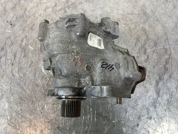 Mitsubishi Outlander Verteilergetriebe OEM 15a360 - Gebraucht image 7