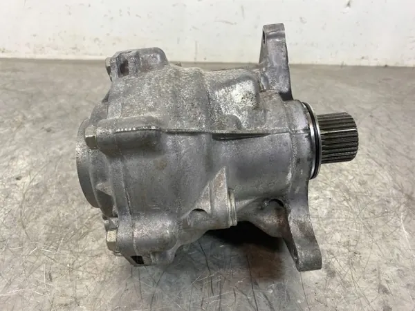 Mitsubishi Outlander Verteilergetriebe OEM 15a360 - Gebraucht image 9