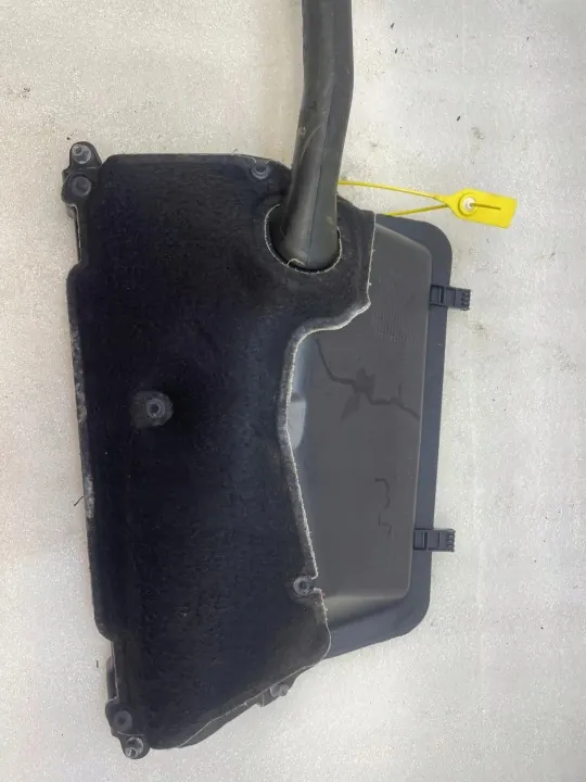 OEM 668416578R Left Drain Scuttle Panel Renault Trafic image 4