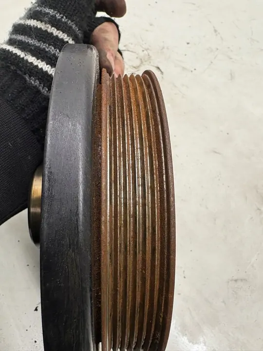 BMW 5 F11 3.0 N57 pulley BBT01879 image 6