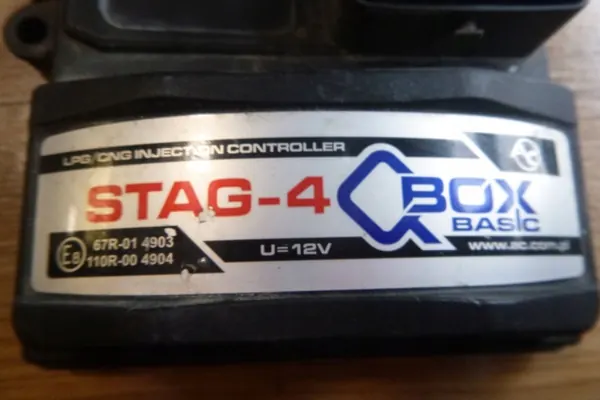 Controlador LPG OEM 110R004904 - Peugeot OE usado image 3