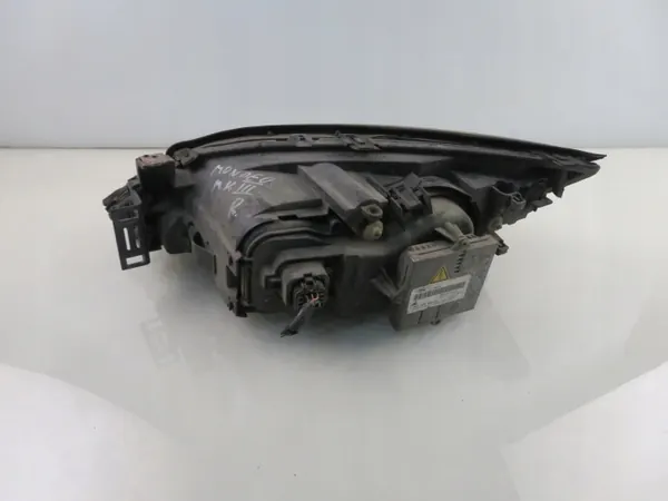 Faro derecho OEM 0301174202 - Estado usado image 3