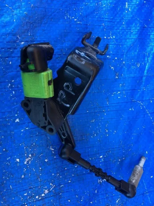 Audi Q7 Vorne Niveausensor OEM 4M0941286C 4M0907504A image 2