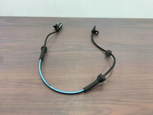 Mitsubishi ABS-pyöränopeusanturi OEM 479106RA0A image 2