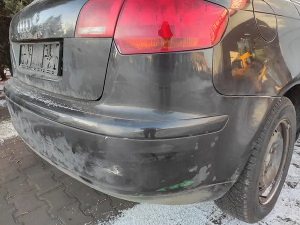 Parachoques trasero Audi A3 8P Sportback 5D OEM 8P4807303 image 4