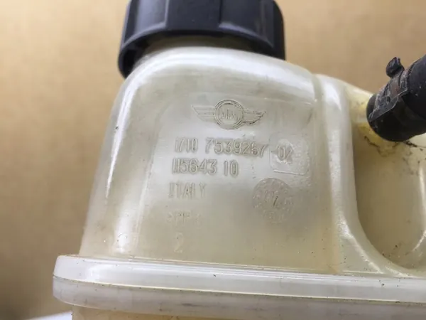 Tanque de expansão MINI COOPER S ONE R56 image 3