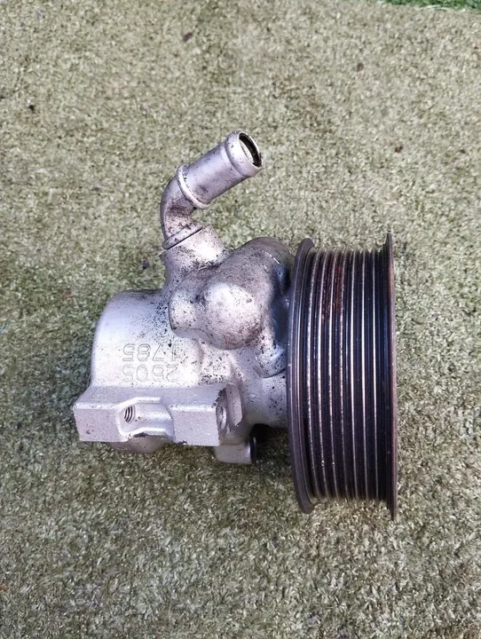 Bomba de direção JEEP GRAND CHEROKEE WJ 3.1 TD image 2