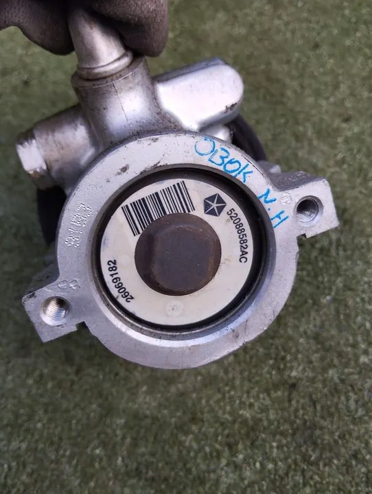 Bomba de direção JEEP GRAND CHEROKEE WJ 3.1 TD image 6